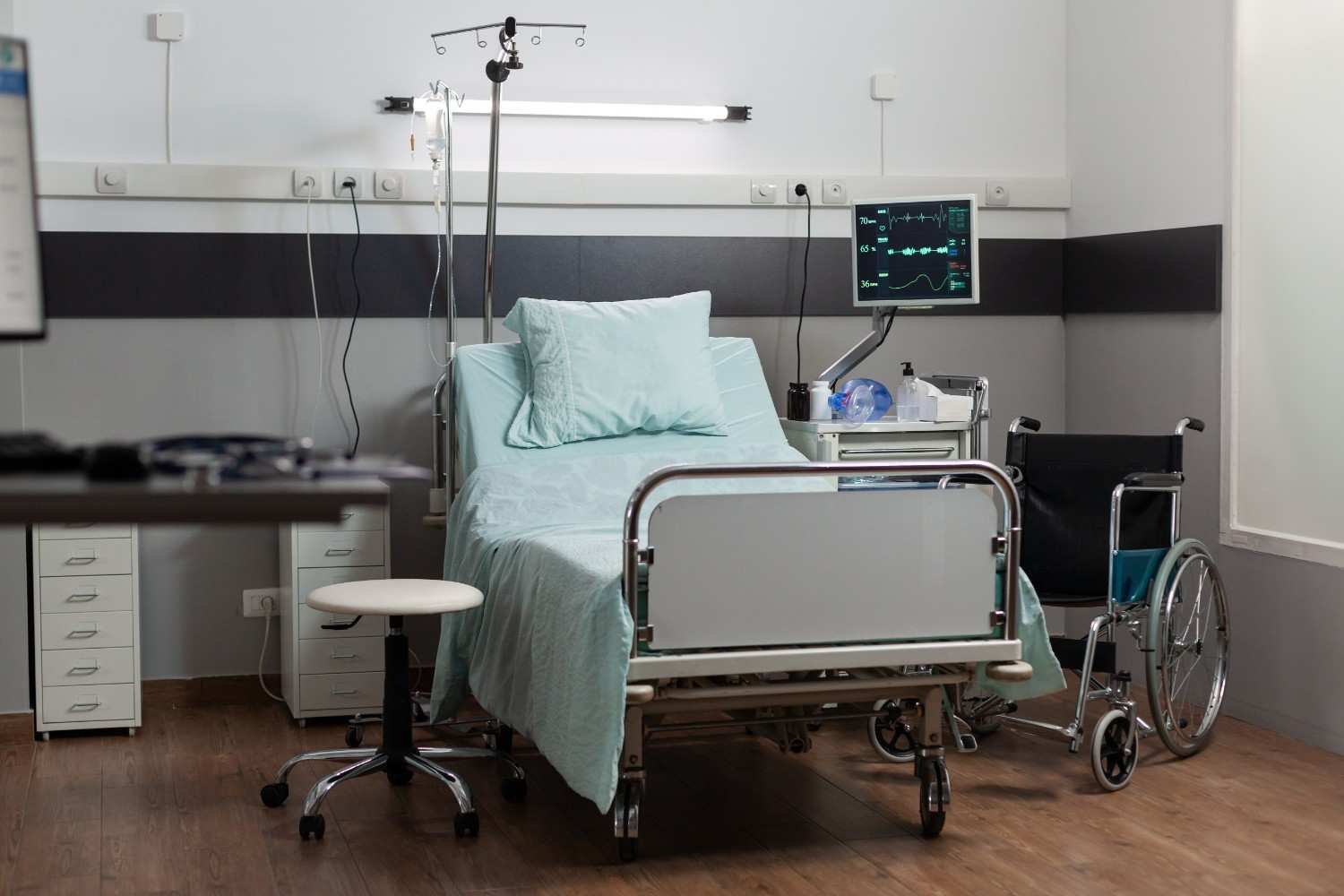 ICU Bed on Rent in Paschim Vihar
